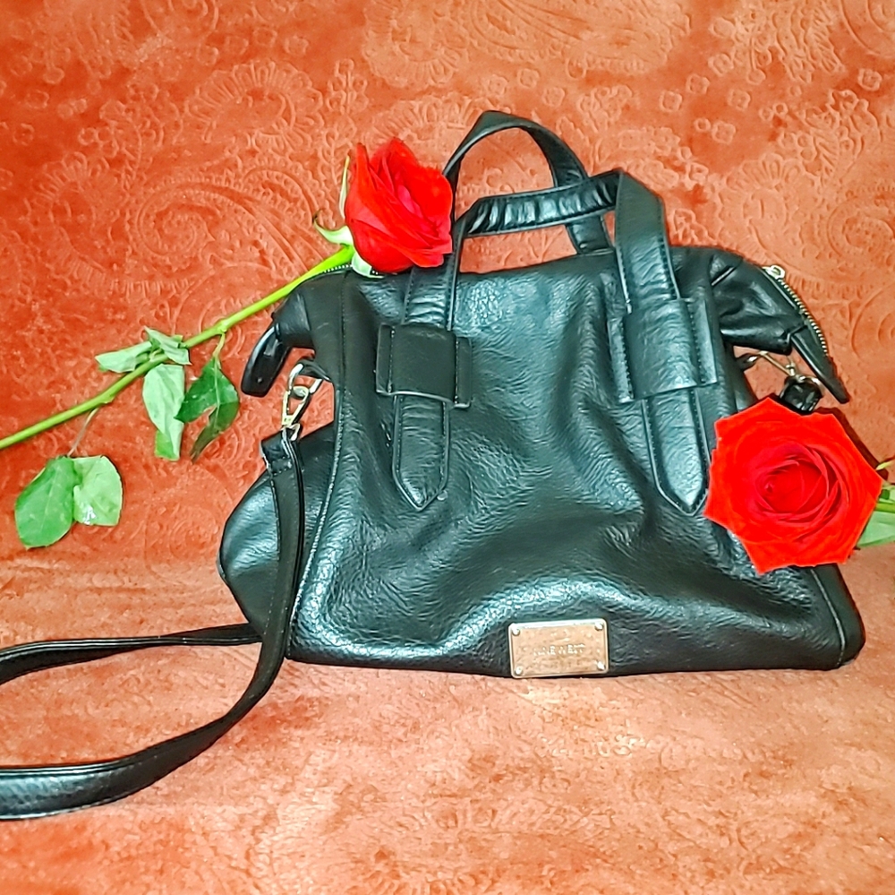 Purse - Picture 1 of 2